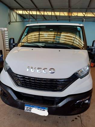 IVECO DAILY 3.0 TURBO DIESEL 35-150 CHASSI CS MANUAL IVECO DAILY 3.0 TURBO DIESEL 35-150 CHASSI CS MANUAL